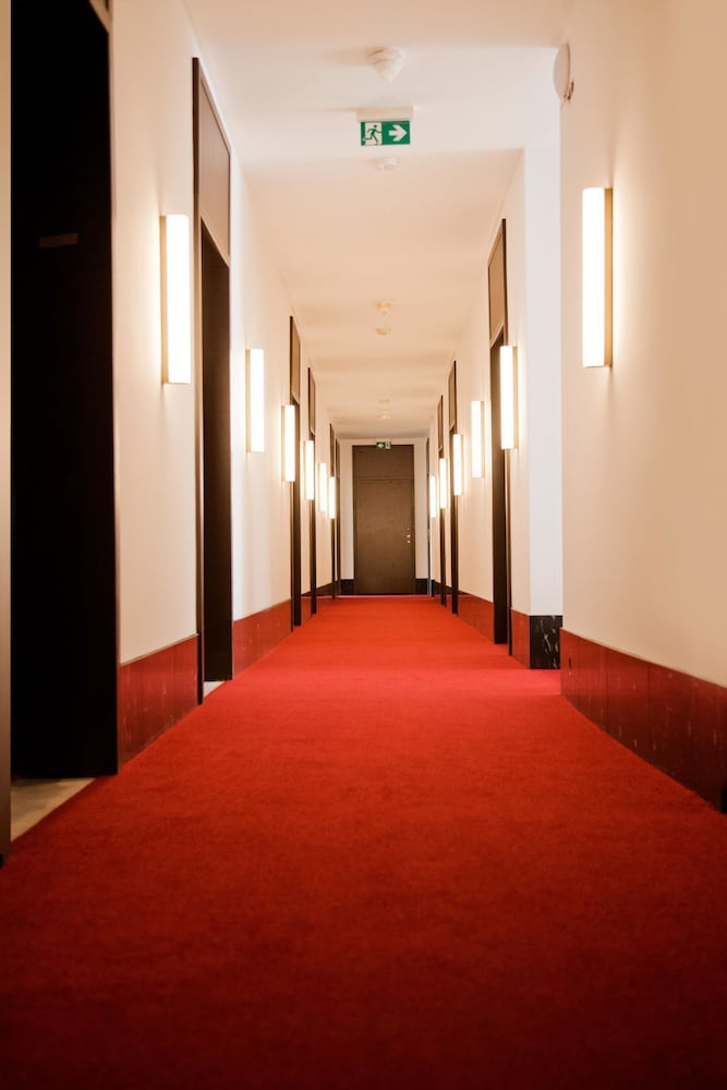Gold Palais Hotel — Hotel building in Berlin, Berlin
