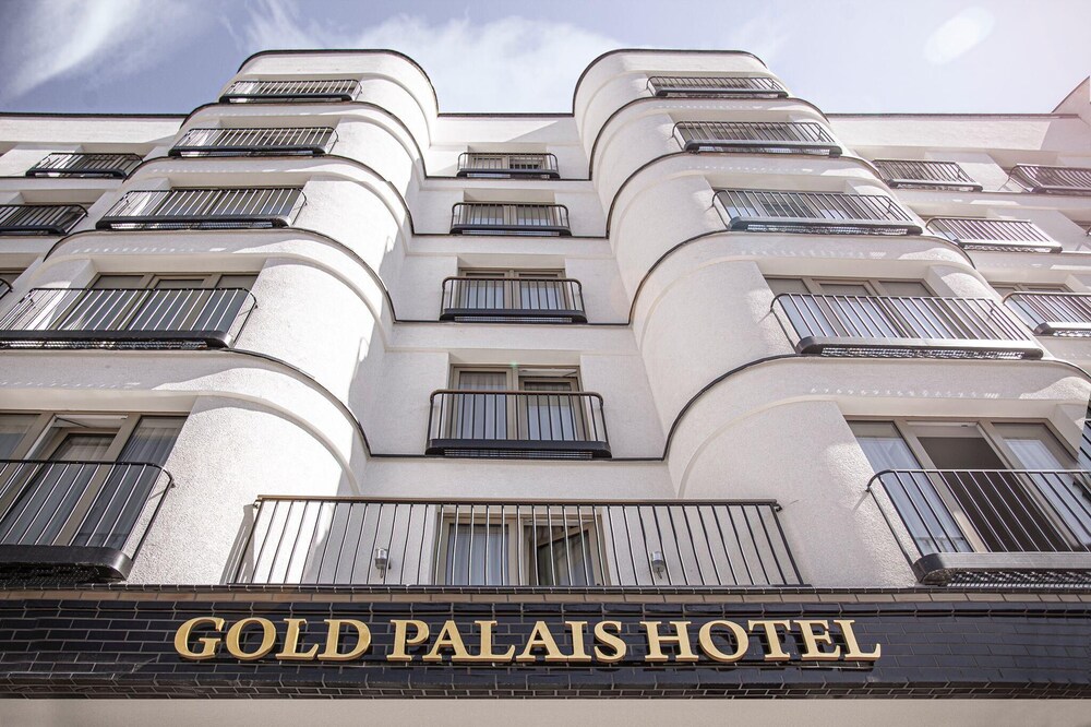 Gold Palais Hotel — Hotel building in Berlin, Berlin