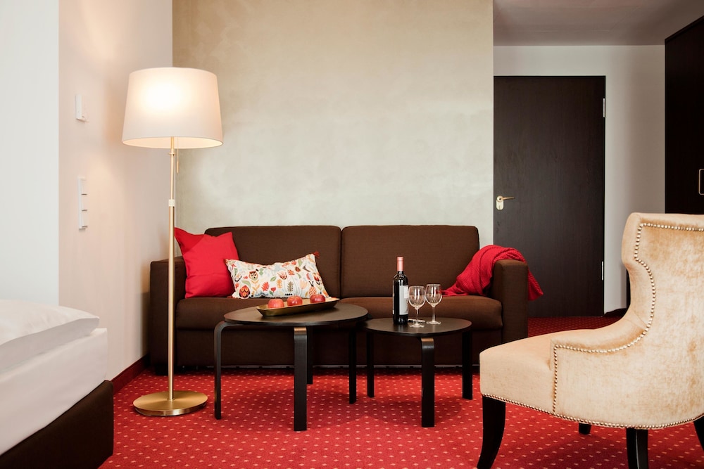 Gold Palais Hotel — Hotel rooms in Berlin, Berlin