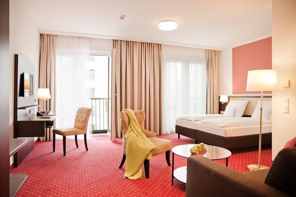 Gold Palais Hotel — Hotel rooms in Berlin, Berlin