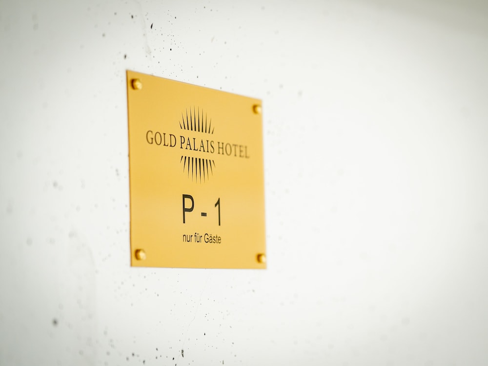 Gold Palais Hotel — Hotel building in Berlin, Berlin