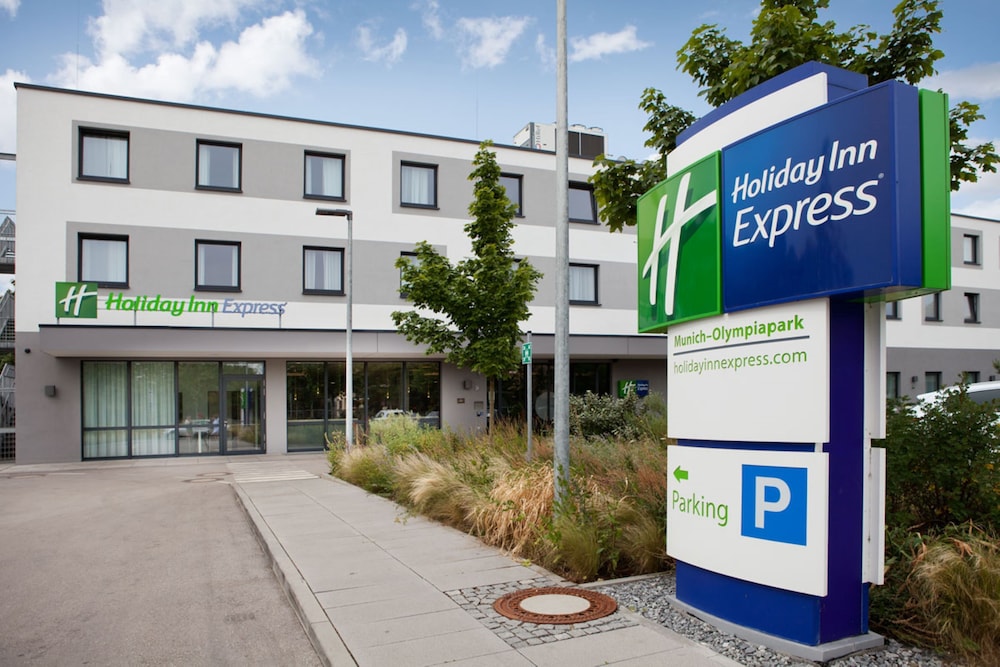 Holiday Inn Express Munich - Olympiapark by IHG — Hotel building in Munich, Bavaria