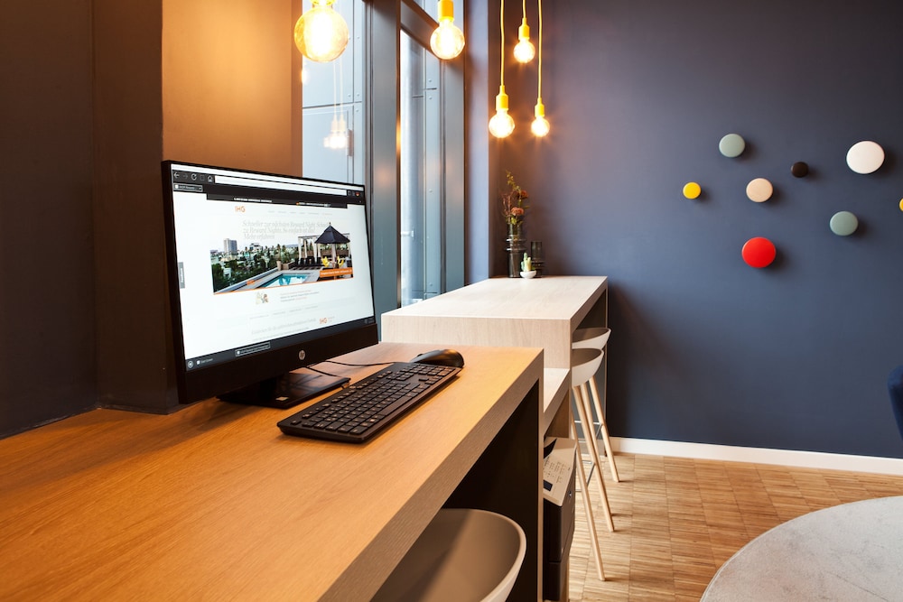 Holiday Inn Express Munich - Olympiapark by IHG — Hotel building in Munich, Bavaria