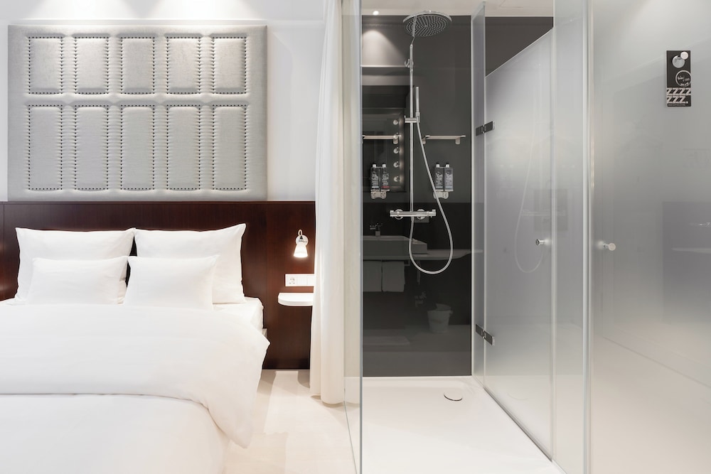 Ruby Louise Hotel Frankfurt by IHG — Hotel rooms in Frankfurt am Main, Hesse