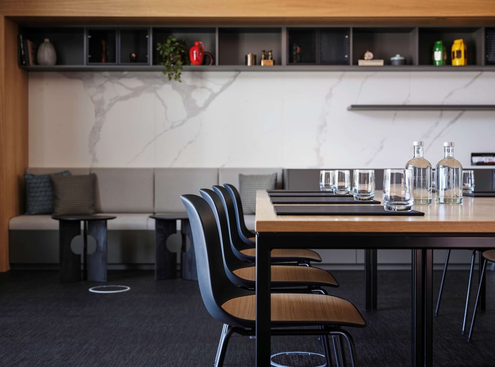 Adina Apartment Hotel Cologne — Restaurant & bars in Cologne, North Rhine-Westphalia