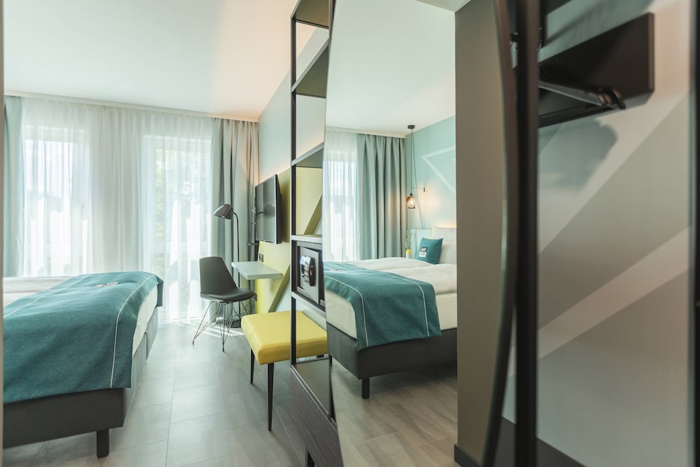Holiday Inn - the niu, Seven Dusseldorf Ost by IHG — Hotel rooms in Düsseldorf, North Rhine-Westphalia