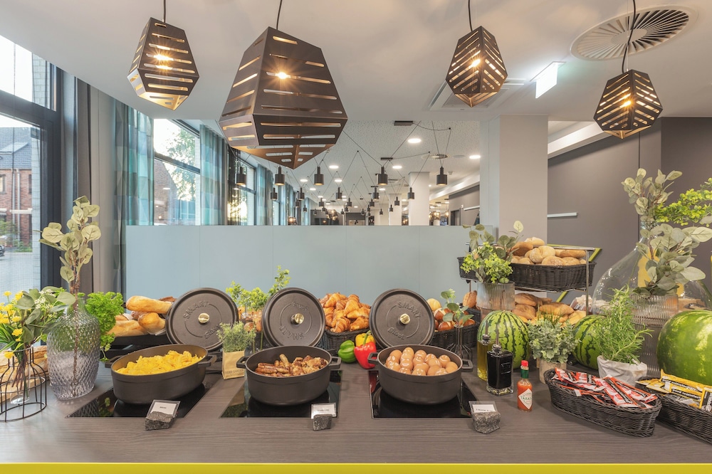 Holiday Inn - the niu, Seven Dusseldorf Ost by IHG — Restaurant & bars in Düsseldorf, North Rhine-Westphalia