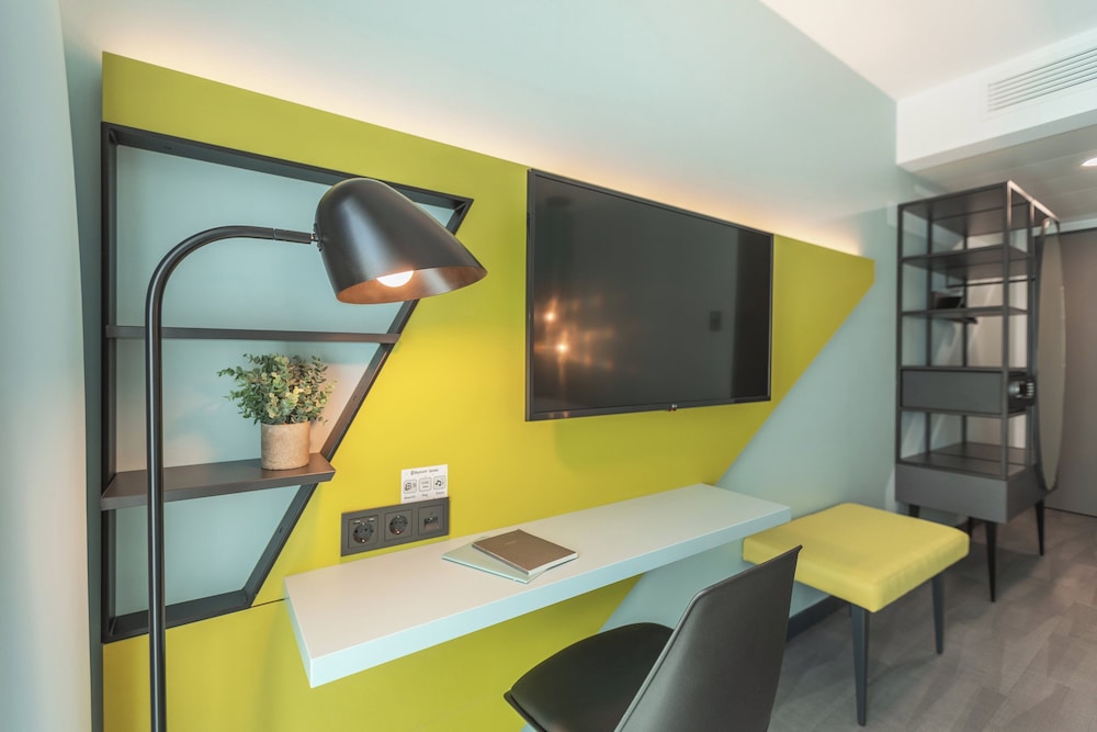 Holiday Inn - the niu, Seven Dusseldorf Ost by IHG — Hotel rooms in Düsseldorf, North Rhine-Westphalia