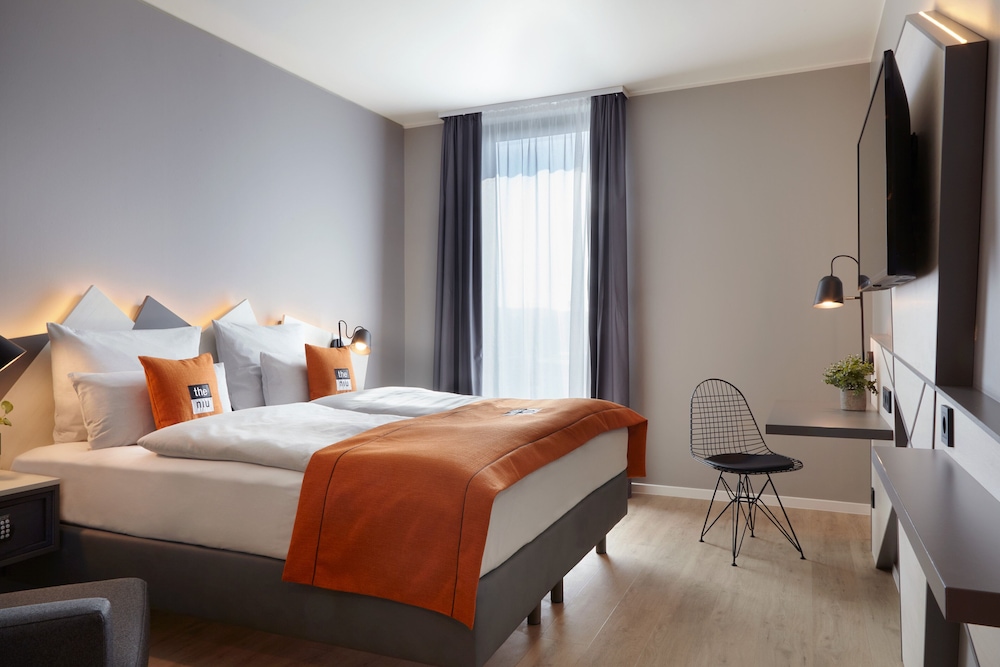 Holiday Inn - the niu, Hub Dusseldorf Messe by IHG — Hotel rooms in Düsseldorf, North Rhine-Westphalia