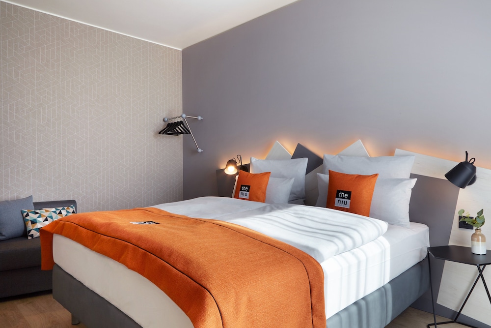 Holiday Inn - the niu, Hub Dusseldorf Messe by IHG — Hotel rooms in Düsseldorf, North Rhine-Westphalia