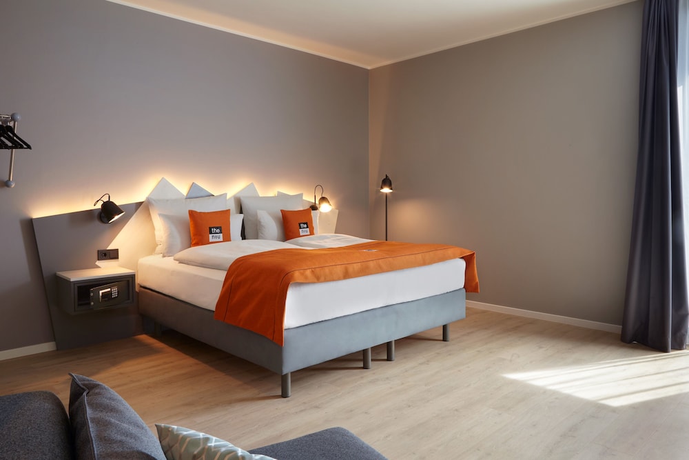 Holiday Inn - the niu, Hub Dusseldorf Messe by IHG — Hotel rooms in Düsseldorf, North Rhine-Westphalia