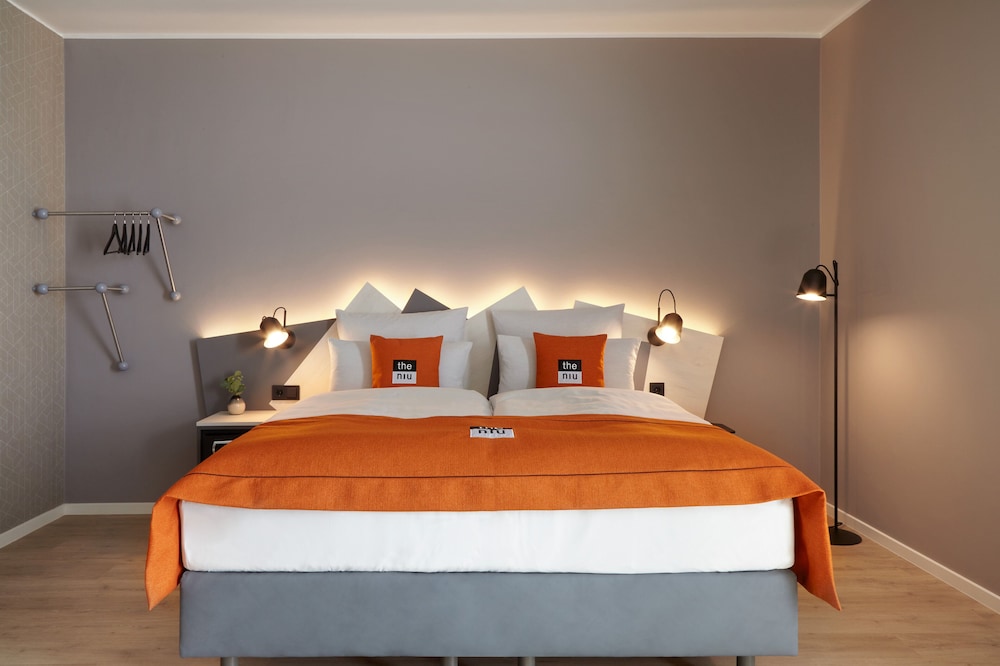 Holiday Inn - the niu, Hub Dusseldorf Messe by IHG — Hotel rooms in Düsseldorf, North Rhine-Westphalia