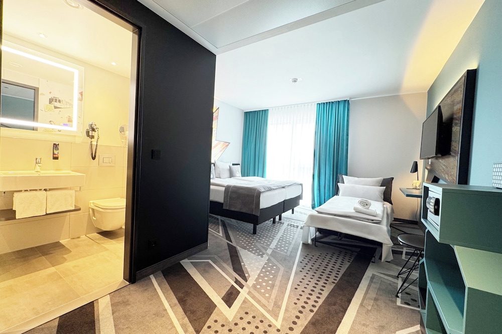 Holiday Inn - the niu, Flash Berlin Charlottenburg by IHG — Hotel rooms in Berlin, Berlin