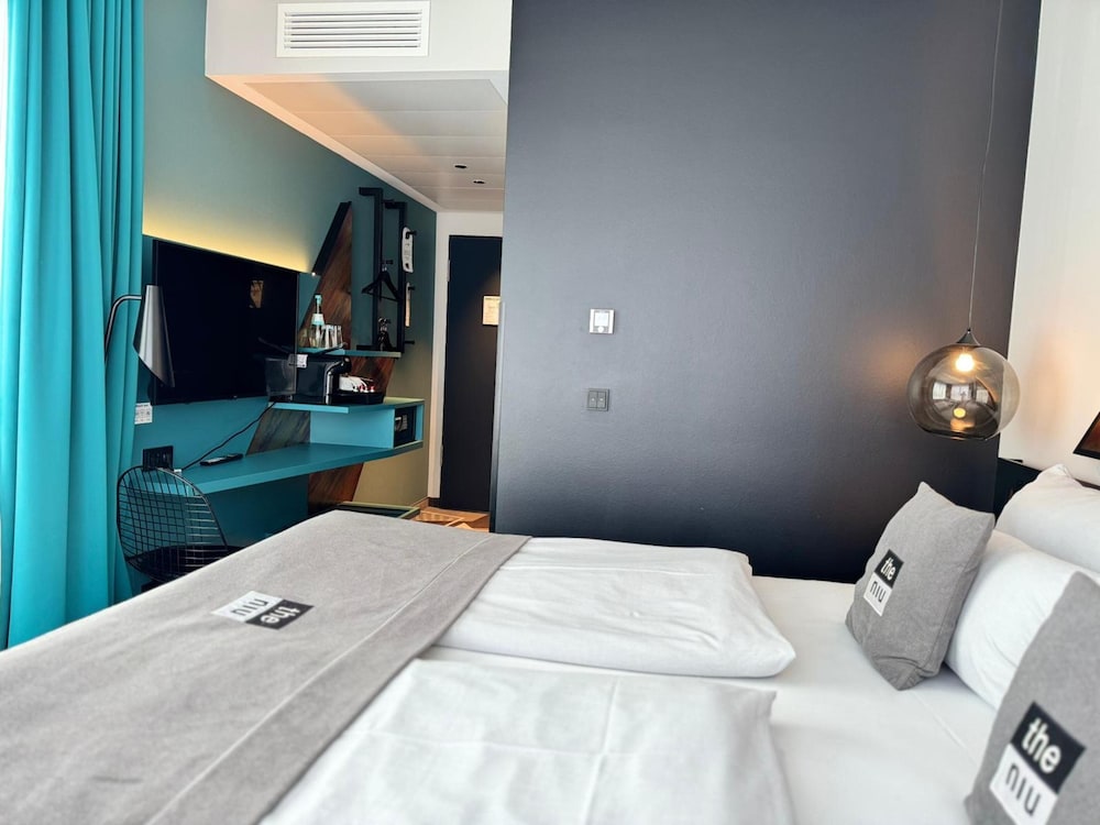 Holiday Inn - the niu, Flash Berlin Charlottenburg by IHG — Hotel rooms in Berlin, Berlin