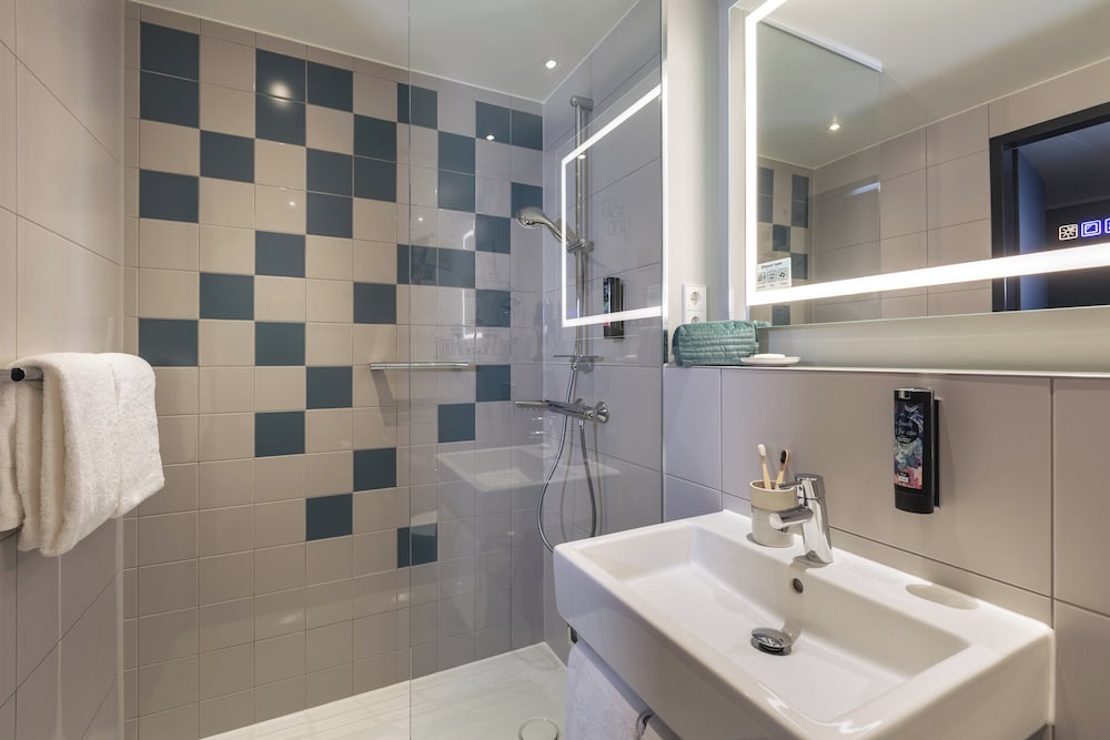 Holiday Inn - the niu, Flash Berlin Charlottenburg by IHG — Hotel rooms in Berlin, Berlin