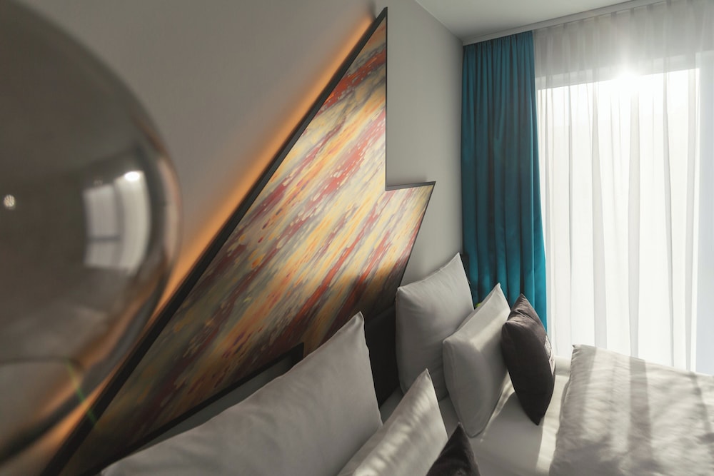 Holiday Inn - the niu, Flash Berlin Charlottenburg by IHG — Hotel rooms in Berlin, Berlin