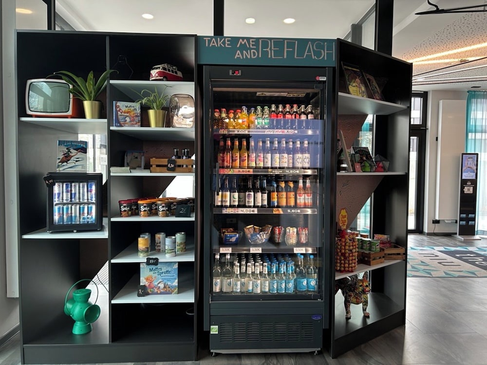 Holiday Inn - the niu, Flash Berlin Charlottenburg by IHG — Restaurant & bars in Berlin, Berlin