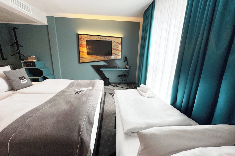 Holiday Inn - the niu, Flash Berlin Charlottenburg by IHG — Hotel rooms in Berlin, Berlin