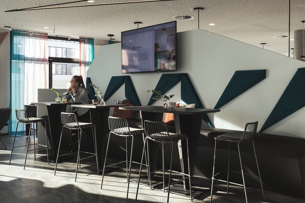 Holiday Inn - the niu, Flash Berlin Charlottenburg by IHG — Restaurant & bars in Berlin, Berlin