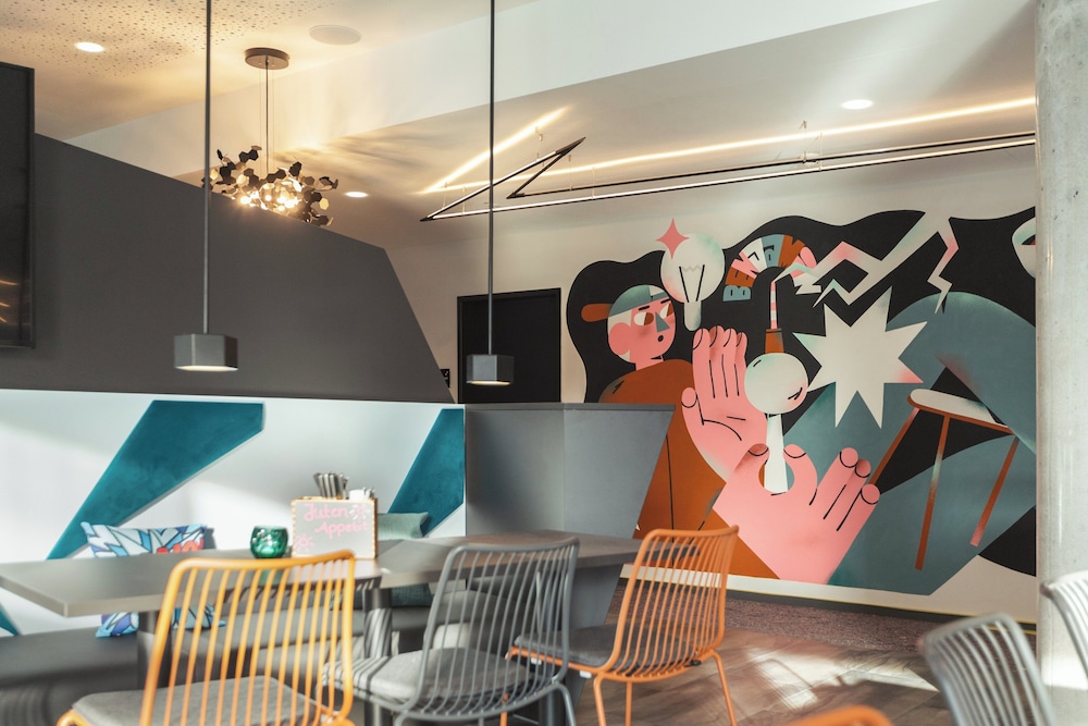 Holiday Inn - the niu, Flash Berlin Charlottenburg by IHG — Restaurant & bars in Berlin, Berlin
