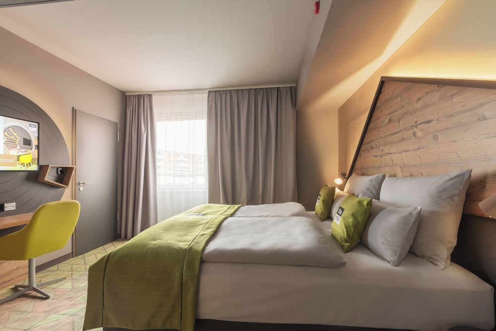 Holiday Inn – the niu, Mill Cologne Mülheim by IHG — Hotel rooms in Cologne, North Rhine-Westphalia