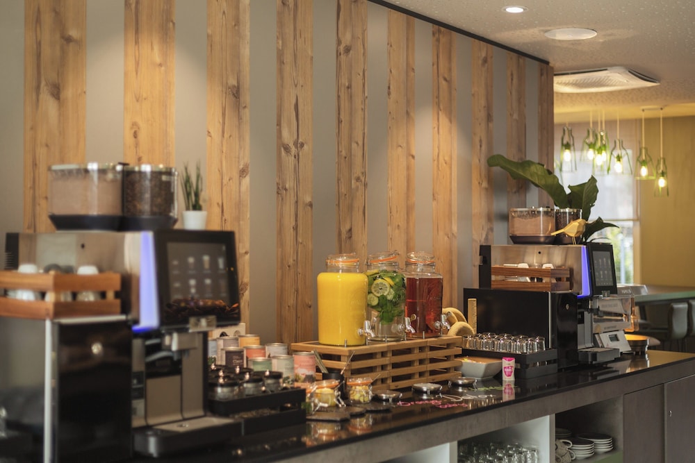 Holiday Inn – the niu, Mill Cologne Mülheim by IHG — Restaurant & bars in Cologne, North Rhine-Westphalia