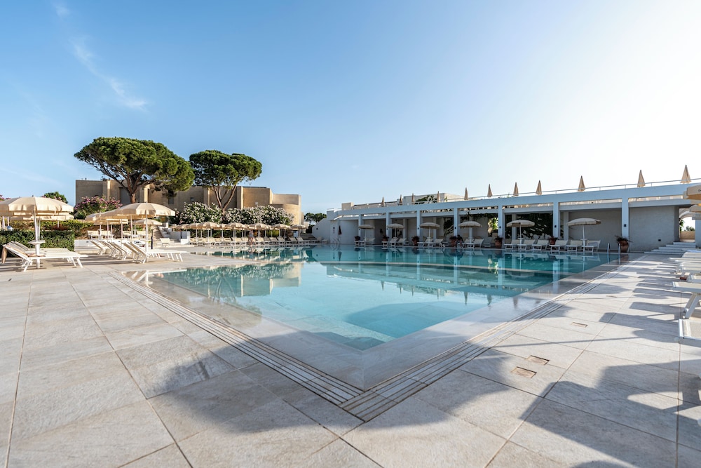 Mangia's Pollina Resort — Swimming pool in Pollina, Sicily