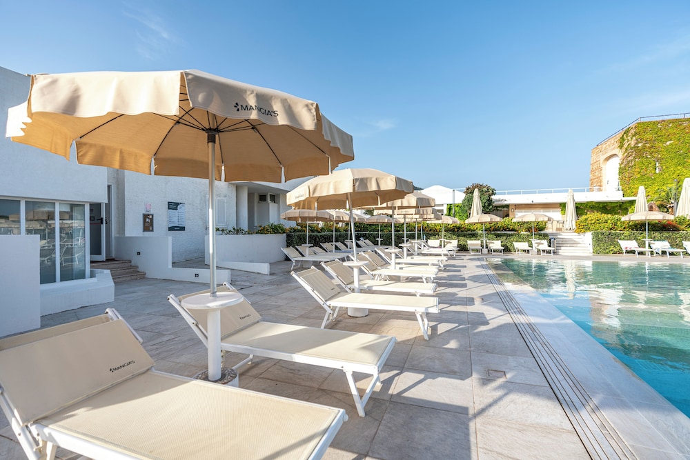 Mangia's Pollina Resort — Swimming pool in Pollina, Sicily