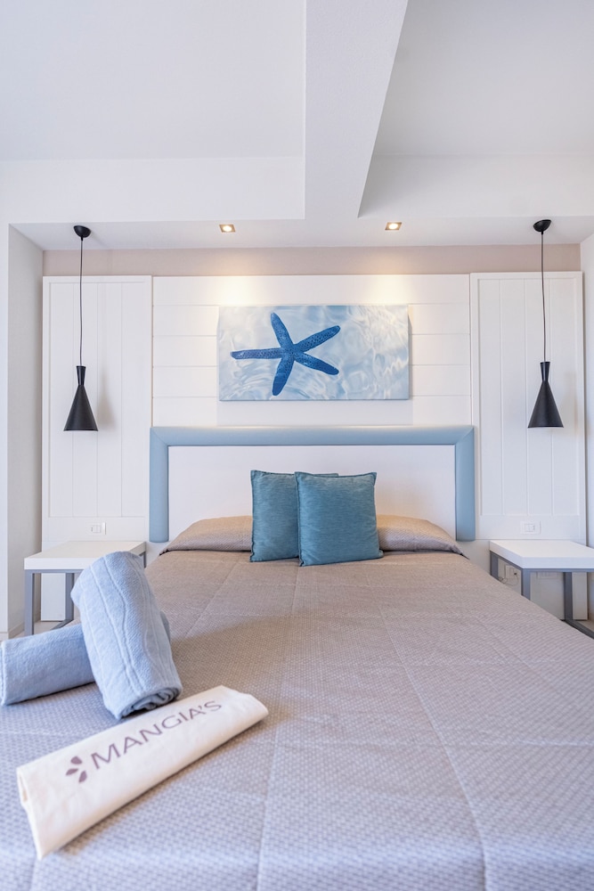 Mangia's Pollina Resort — Hotel rooms in Pollina, Sicily