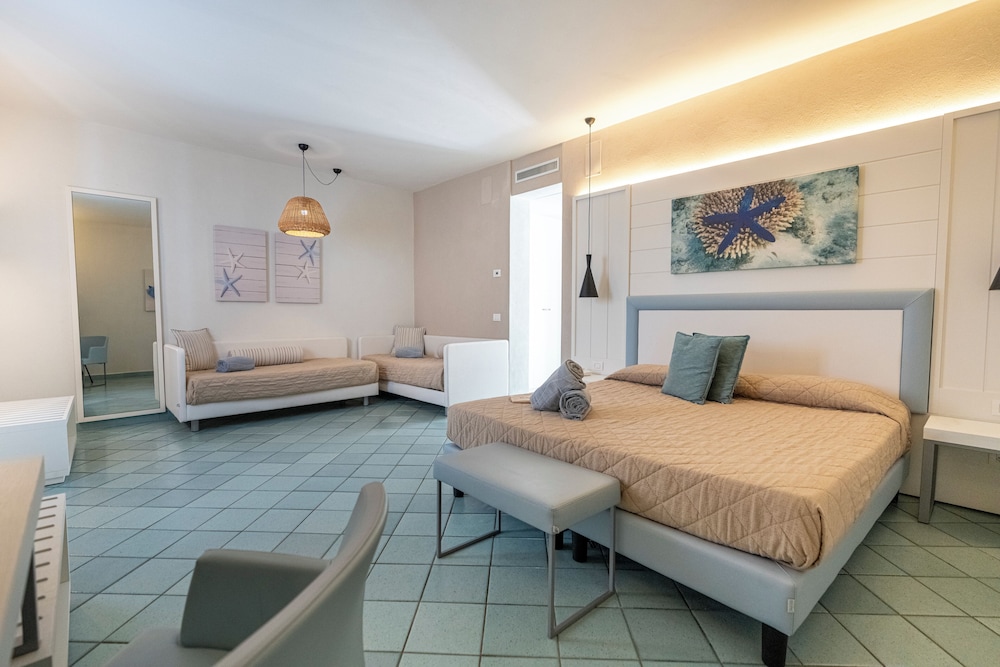 Mangia's Pollina Resort — Hotel rooms in Pollina, Sicily
