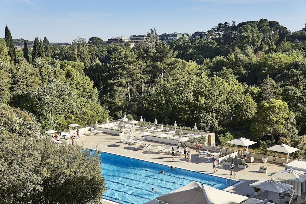 Hotel Villa Pamphili Roma — Swimming pool in Rome, Lazio