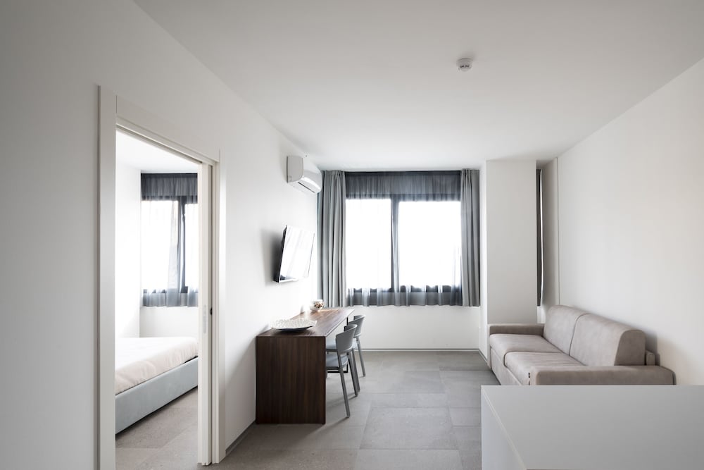 Alkamuri Posh Hotel & Spa — Hotel rooms in Alcamo, Sicily