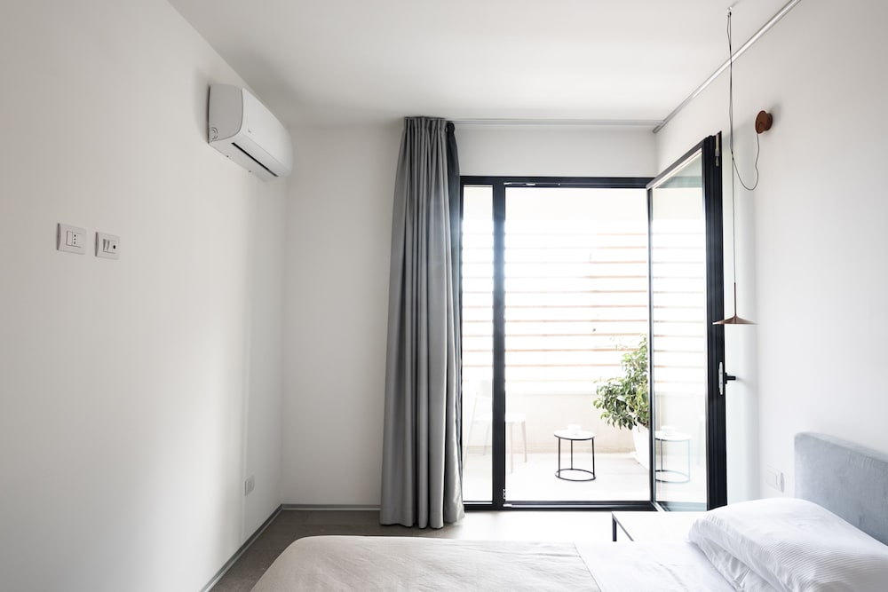 Alkamuri Posh Hotel & Spa — Hotel rooms in Alcamo, Sicily