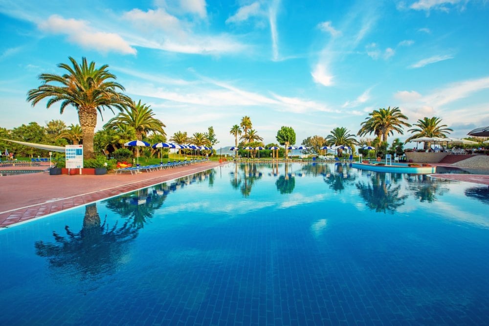 Hotel Baia Di Conte — Swimming pool in Alghero, Sardinia