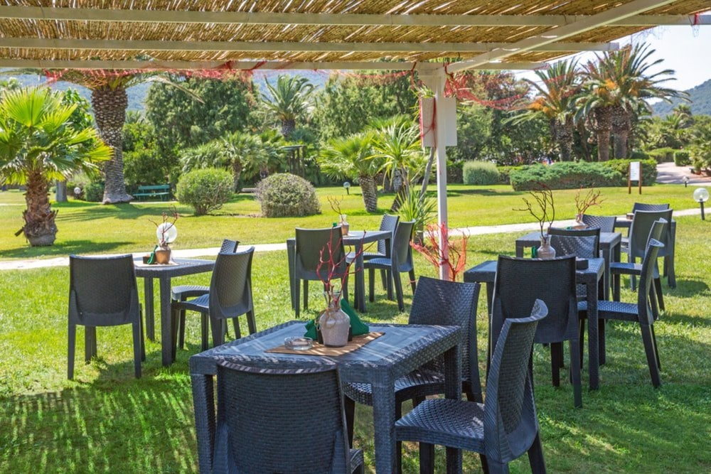 Hotel Baia Di Conte — Restaurant & bars in Alghero, Sardinia