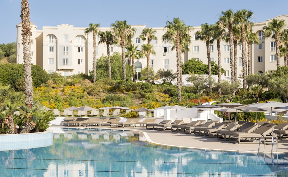 Mangia's Selinunte Resort — Swimming pool in Castelvetrano, Sicily