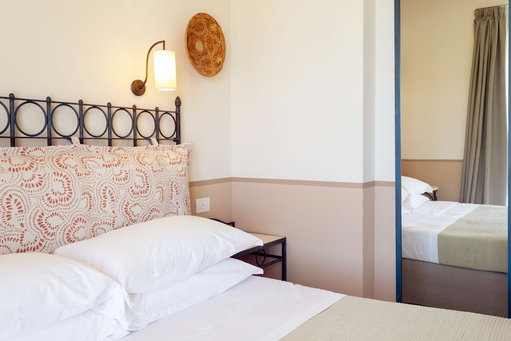Mangia's Selinunte Resort — Hotel rooms in Castelvetrano, Sicily