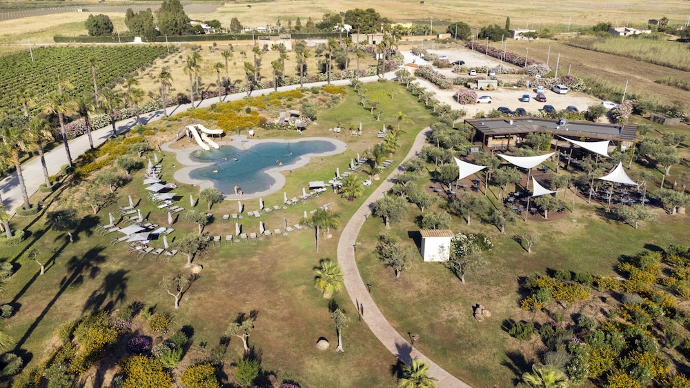 Mangia's Selinunte Resort — Swimming pool in Castelvetrano, Sicily