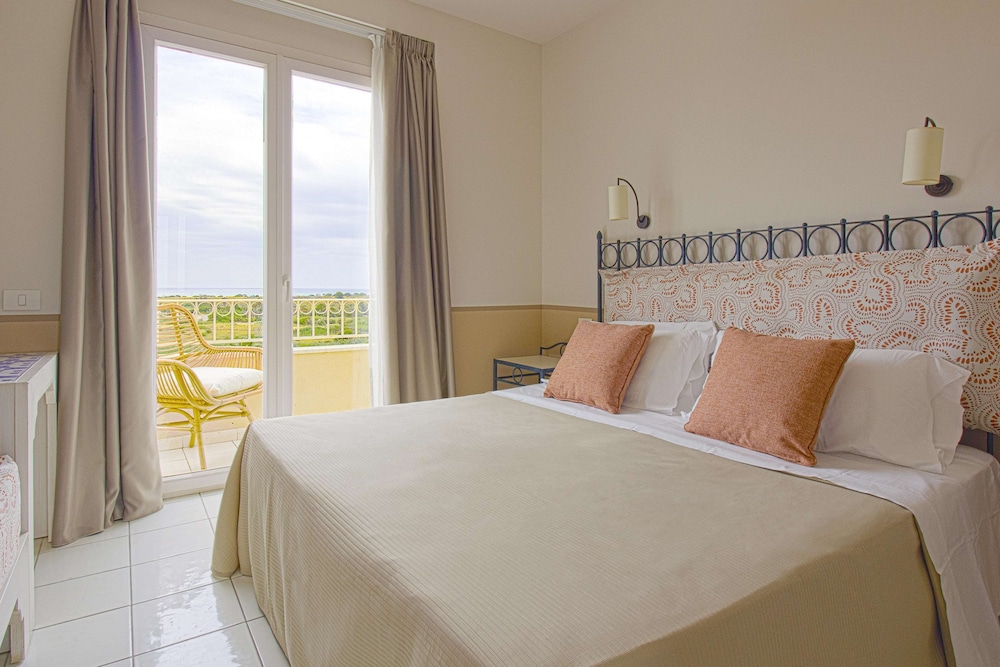 Mangia's Selinunte Resort — Hotel rooms in Castelvetrano, Sicily