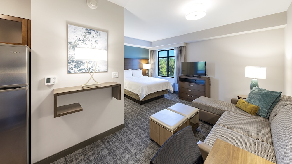 Staybridge Suites Naples – Marco Island by IHG — Hotel rooms in Lely Resort, Florida