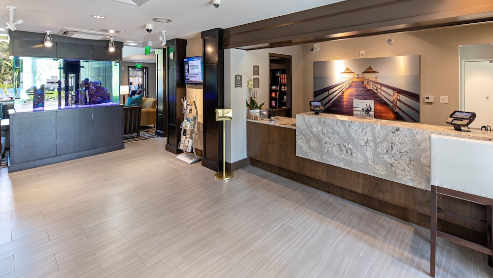 Staybridge Suites Naples – Marco Island by IHG — Hotel building in Lely Resort, Florida