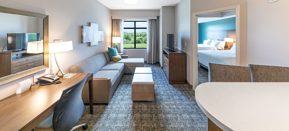 Staybridge Suites Naples – Marco Island by IHG — Hotel rooms in Lely Resort, Florida