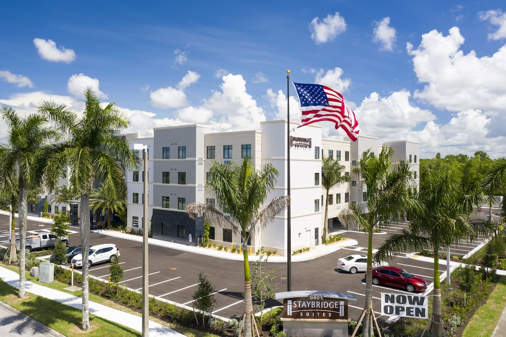 Staybridge Suites Naples – Marco Island by IHG — Hotel building in Lely Resort, Florida