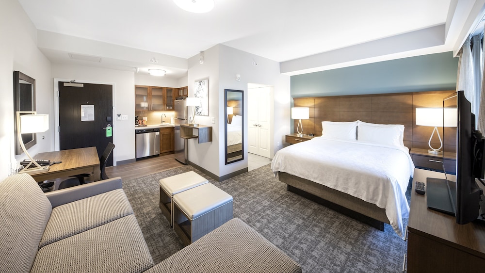 Staybridge Suites Naples – Marco Island by IHG — Hotel rooms in Lely Resort, Florida