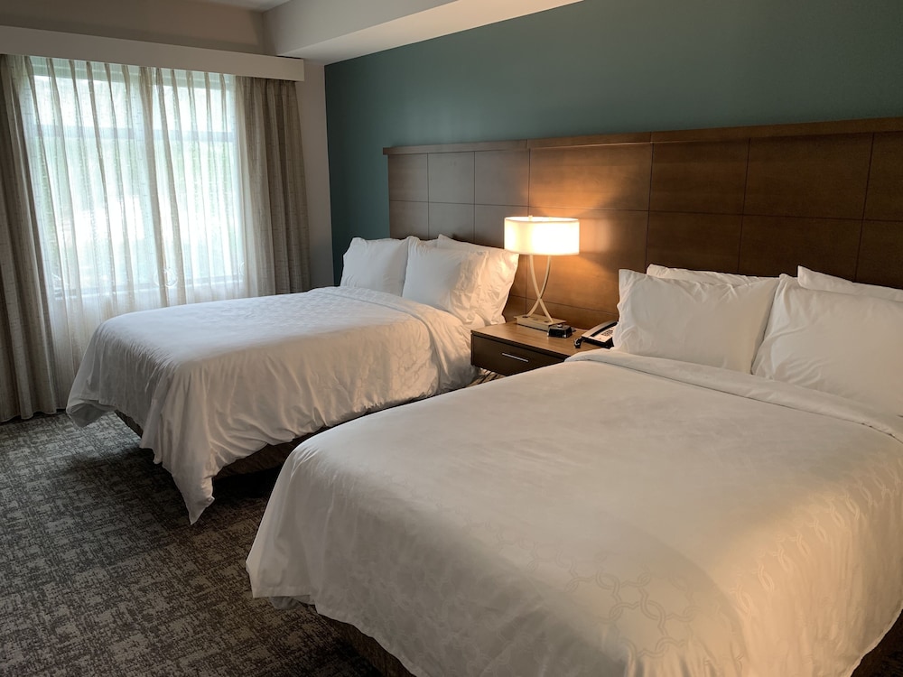 Staybridge Suites Naples – Marco Island by IHG — Hotel rooms in Lely Resort, Florida