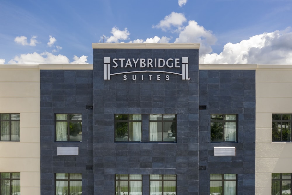 Staybridge Suites Naples – Marco Island by IHG — Hotel building in Lely Resort, Florida