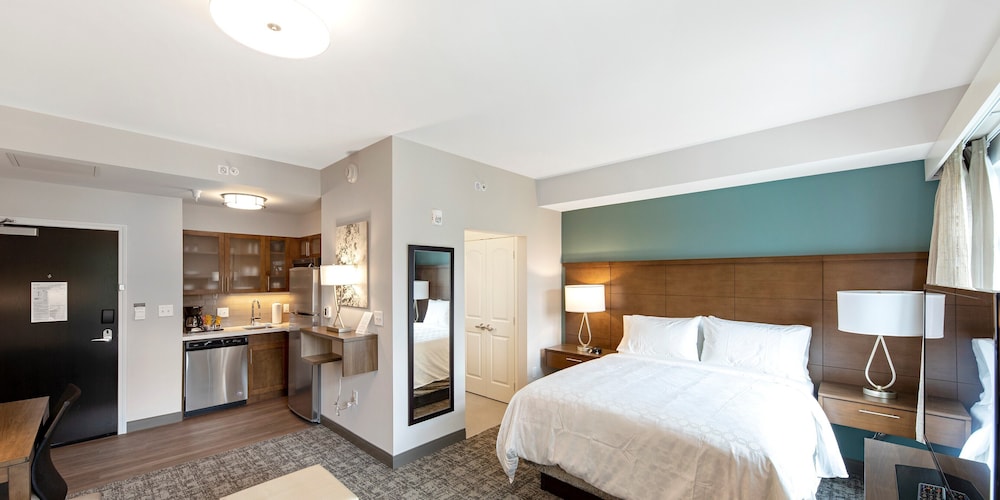 Staybridge Suites Naples – Marco Island by IHG — Hotel rooms in Lely Resort, Florida