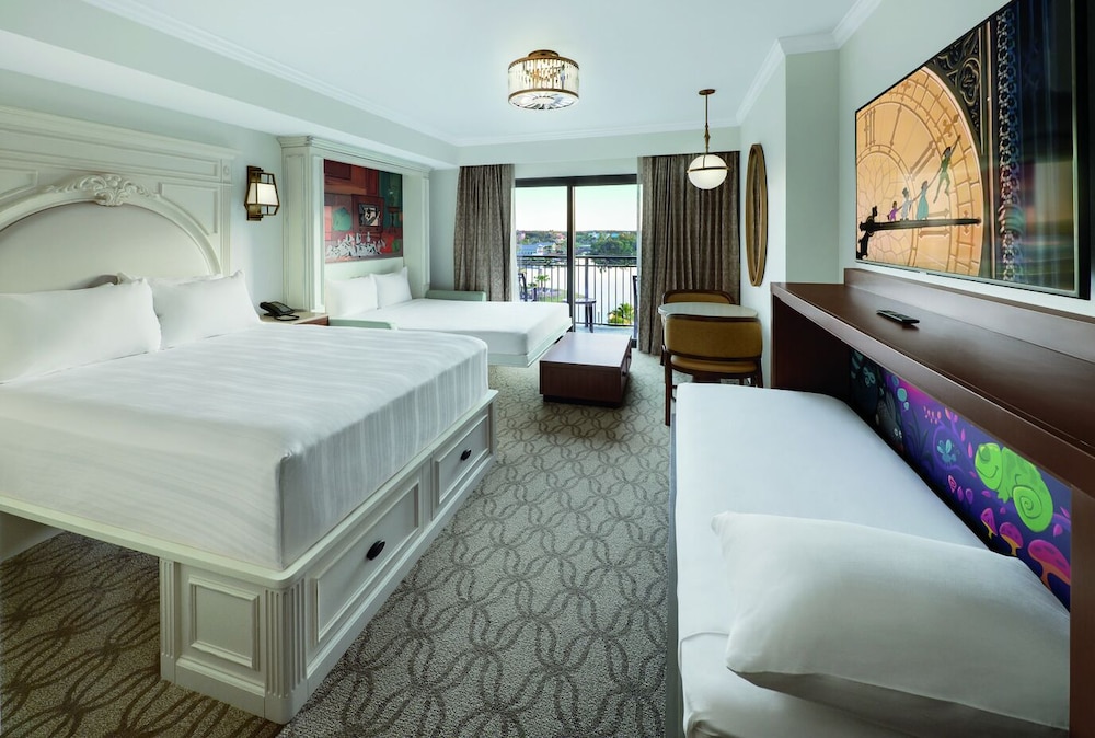 Disney's Riviera Resort — Hotel rooms in Walt Disney World Resort, Florida