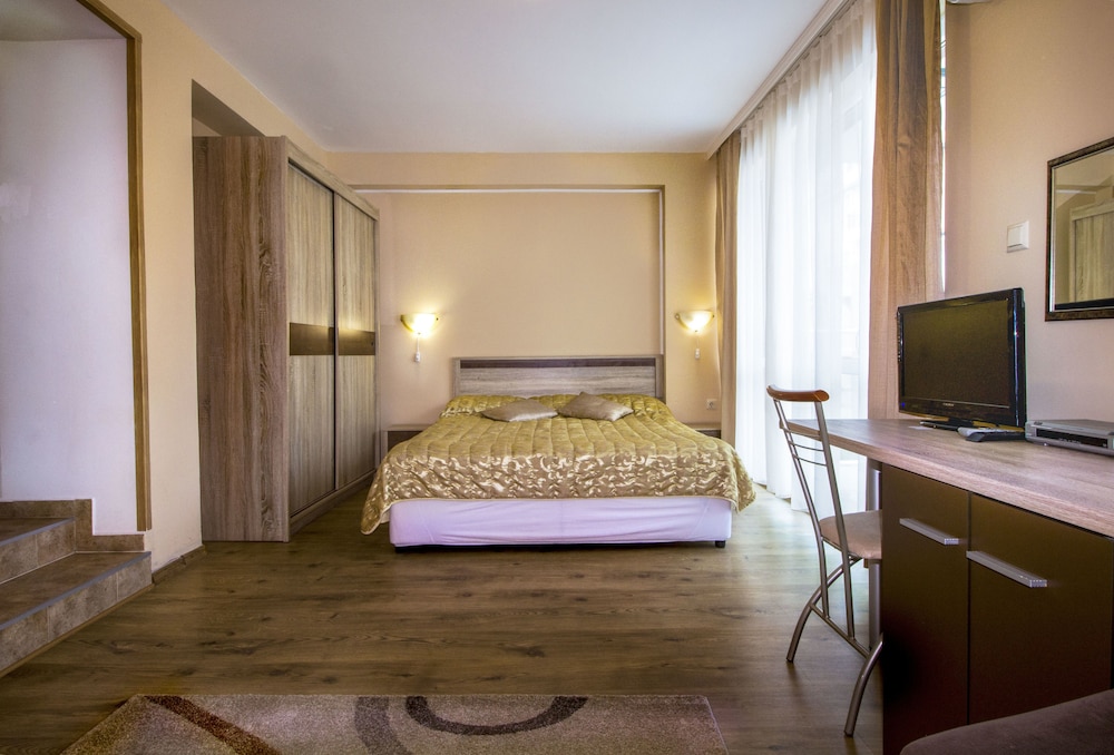 Venera Hotel — Hotel rooms in Sveti Vlas, Burgas Region