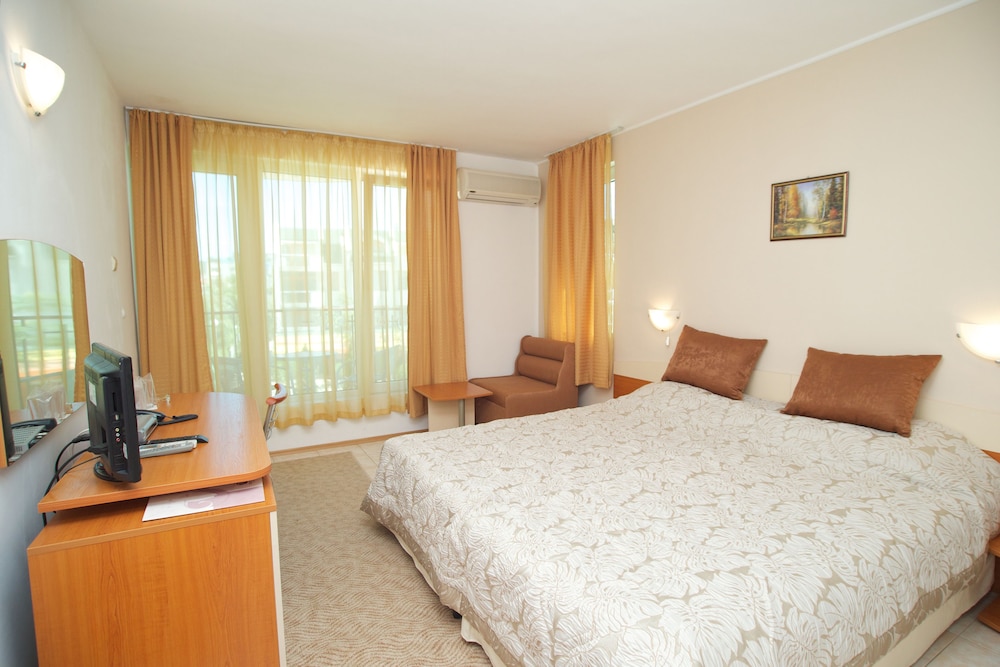 Venera Hotel — Hotel rooms in Sveti Vlas, Burgas Region